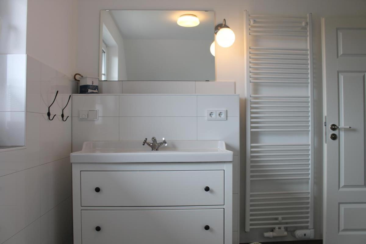 Ferienhaus Finja In Born Exteriör bild