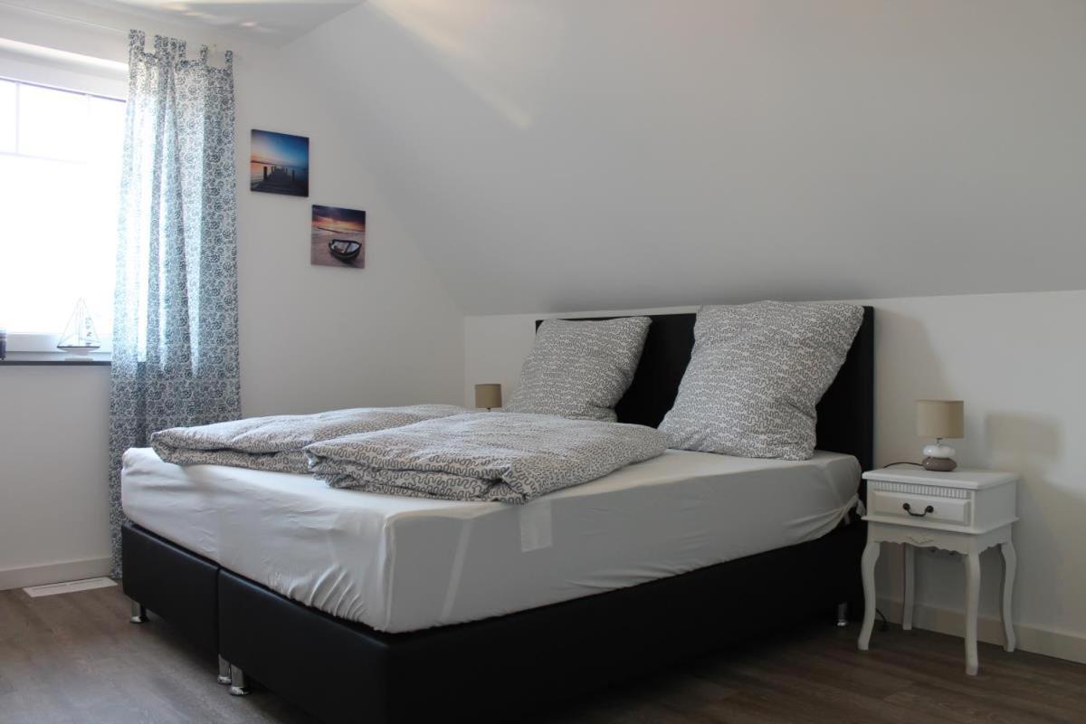 Ferienhaus Finja In Born Exteriör bild
