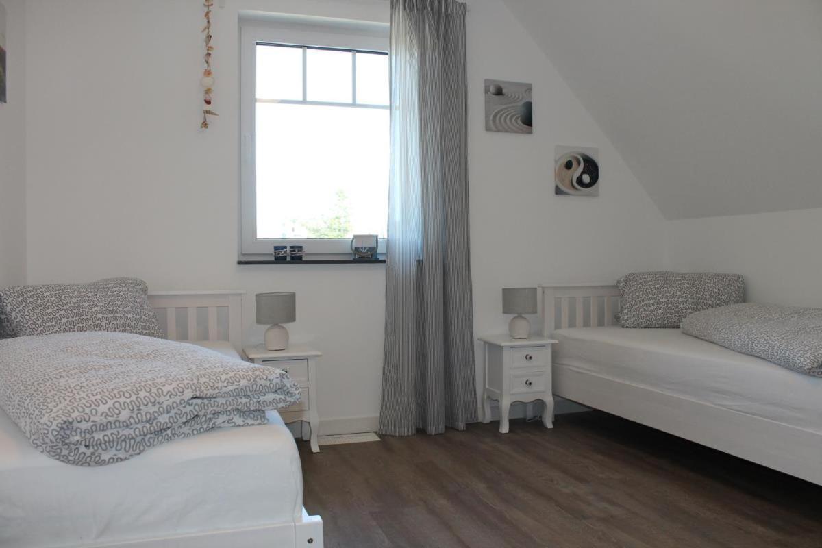 Ferienhaus Finja In Born Exteriör bild