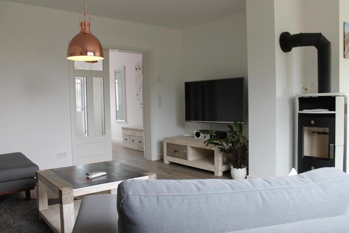 Ferienhaus Finja In Born Exteriör bild