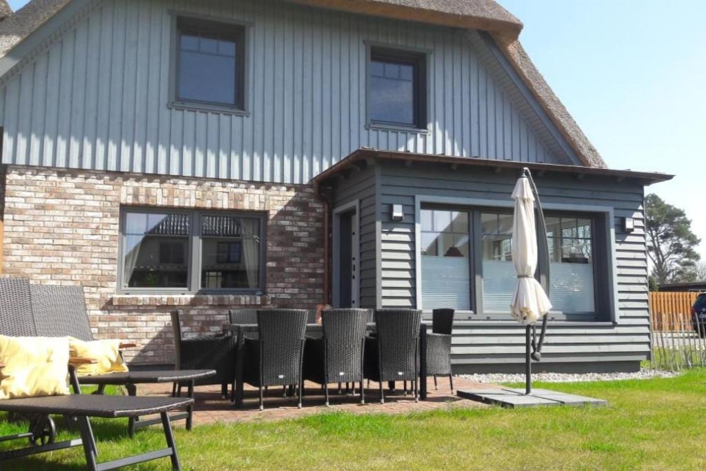 Ferienhaus Finja In Born Exteriör bild